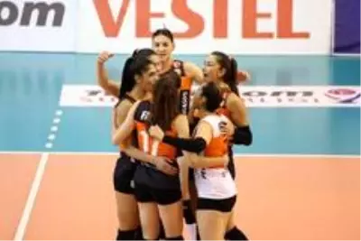 Eczacıbaşı VitrA, evinde galip Eczacıbaşı VitrA, evinde galip