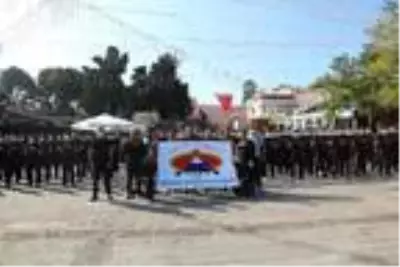 Son dakika haber! Foça'da doğayı duyarsız eller kirletti, çevre dostu eller temizledi Son dakika haber! Foça'da doğayı duyarsız eller kirletti, çevre dostu eller temizledi