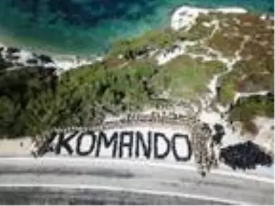 Son dakika haber! Foça'da doğayı duyarsız eller kirletti, çevre dostu eller temizledi Son dakika haber! Foça'da doğayı duyarsız eller kirletti, çevre dostu eller temizledi