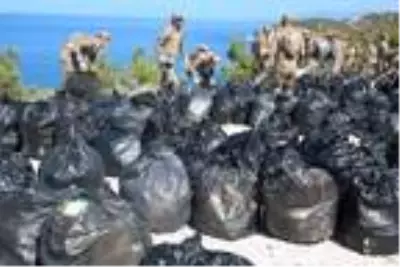Son dakika haber! Foça'da doğayı duyarsız eller kirletti, çevre dostu eller temizledi Son dakika haber! Foça'da doğayı duyarsız eller kirletti, çevre dostu eller temizledi