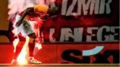 Galatasaray, Fenerbahçe derbisindeki olaylar nedeniyle PFDK'ya sevk edildi Galatasaray, Fenerbahçe derbisindeki olaylar nedeniyle PFDK'ya sevk edildi