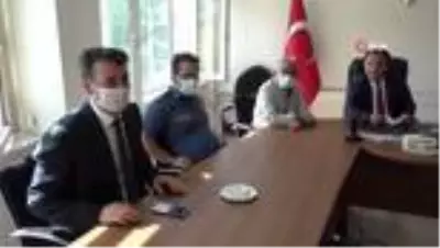 Emekli maaşını ihtiyaç sahibi ilkokul öğrencisine tablet alınması için bağışladı Emekli maaşını ihtiyaç sahibi ilkokul öğrencisine tablet alınması için bağışladı