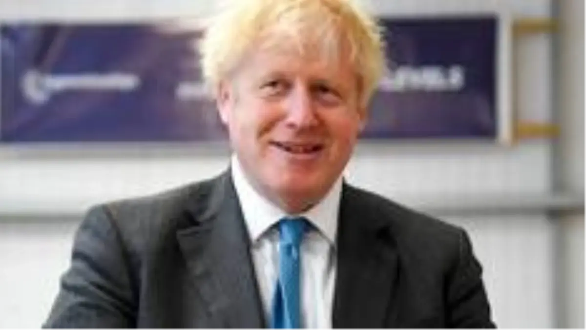 Koronavirüs: İngiltere Başbakanı Johnson önlemler hakkında yanlış bilgi verdiği için özür diledi