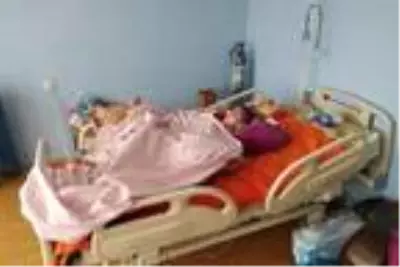 Kreşte boğazına hamur kaçmasıyla felç kalan Mukaddes'in babası: Kızım ihmal kurmanı oldu Kreşte boğazına hamur kaçmasıyla felç kalan Mukaddes'in babası: Kızım ihmal kurmanı oldu