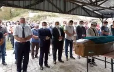 Maden ocağında kalp krizinden ölen işçi toprağa verildi Maden ocağında kalp krizinden ölen işçi toprağa verildi
