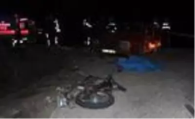 Son dakika haberi | Motosiklet ile otomobil çarpıştı: 1 ölü Son dakika haberi | Motosiklet ile otomobil çarpıştı: 1 ölü