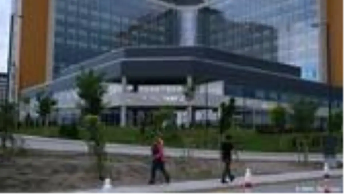 Reuters: Türk hastaneleri borç indirimi talep etti