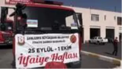 Şanlıurfa'da itfaiyecilerden Azerbaycan'a bayraklı destek Şanlıurfa'da itfaiyecilerden Azerbaycan'a bayraklı destek