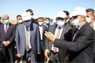 Pakdemirli: 'Şırnak-Silopi'de 30 bin dekar olan yer fıstığı üretim alanını 60 bin dekara, rekolteyi... Pakdemirli: 'Şırnak-Silopi'de 30 bin dekar olan yer fıstığı üretim alanını 60 bin dekara, rekolteyi...