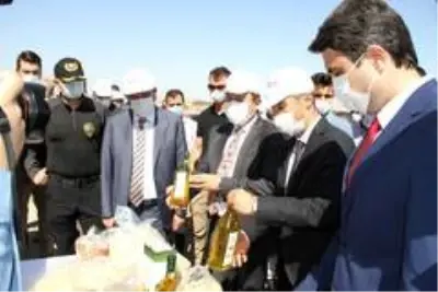 Pakdemirli: 'Şırnak-Silopi'de 30 bin dekar olan yer fıstığı üretim alanını 60 bin dekara, rekolteyi... Pakdemirli: 'Şırnak-Silopi'de 30 bin dekar olan yer fıstığı üretim alanını 60 bin dekara, rekolteyi...