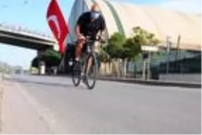 Almanya'dan yola çıktı, Türk kültürünü tanıtmak için bisikletiyle ülke ülke geziyor Almanya'dan yola çıktı, Türk kültürünü tanıtmak için bisikletiyle ülke ülke geziyor