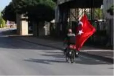Almanya'dan yola çıktı, Türk kültürünü tanıtmak için bisikletiyle ülke ülke geziyor Almanya'dan yola çıktı, Türk kültürünü tanıtmak için bisikletiyle ülke ülke geziyor