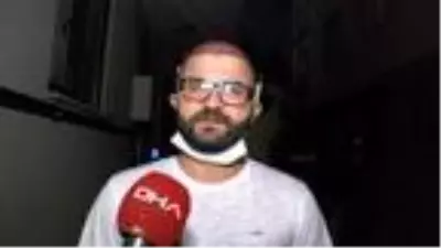 Aile üyeleri mutfakta yemek yerken, evi soyan hırsızlar kameralara yakalandı Aile üyeleri mutfakta yemek yerken, evi soyan hırsızlar kameralara yakalandı