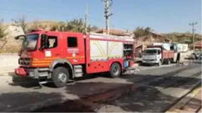 Son dakika haber! Hurda yüklü kamyonet yandı