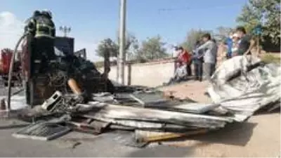 Son dakika haber! Hurda yüklü kamyonet yandı