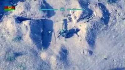 Azerbaycan Ermeni ordusuna bağlı topçuları vurdu Azerbaycan Ermeni ordusuna bağlı topçuları vurdu