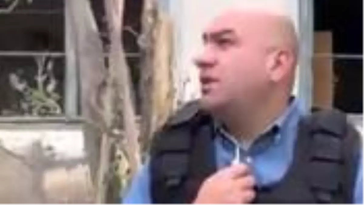 Azerbaycan-Ermenistan sınırındaki gelişmeleri aktaran Habertürk ekibinin yakınına füze düştü