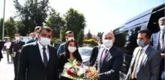 Horasan: Son dakika... Bakan Karaismailoğlu, Malatya Büyükşehir Belediyesi'ni ziyaret etti Horasan: Son dakika... Bakan Karaismailoğlu, Malatya Büyükşehir Belediyesi'ni ziyaret etti