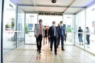 Başkan Uysal, Vali Yazıcı'ya projelerini anlattı Başkan Uysal, Vali Yazıcı'ya projelerini anlattı