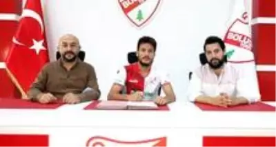 Boluspor, Alican Özfesli'yi renklerine bağladı Boluspor, Alican Özfesli'yi renklerine bağladı