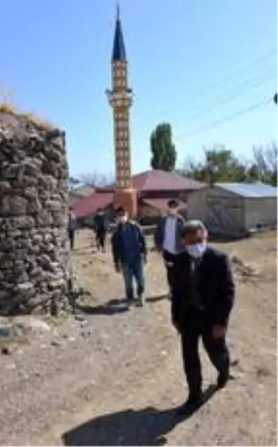 Muhtarının aldığı önlemler, koronavirüsün mahalleye girmesine izin vermiyor Muhtarının aldığı önlemler, koronavirüsün mahalleye girmesine izin vermiyor