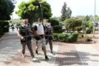 Eşini kalbinden bıçaklayan koca yakalandı Eşini kalbinden bıçaklayan koca yakalandı