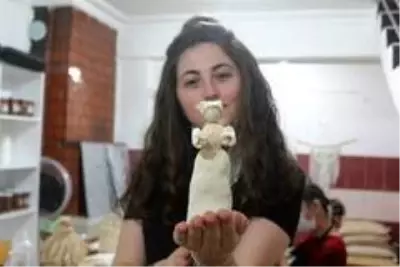 Havza'nın üreten kadın kooperatifi 'İlk Kıvılcım Çarşı' Havza'nın üreten kadın kooperatifi 'İlk Kıvılcım Çarşı'