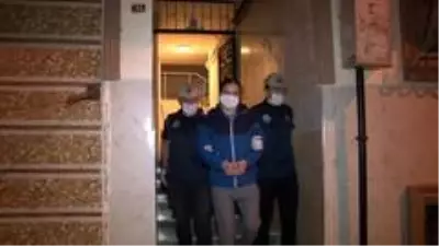 Son dakika haberi: İstanbul'da 8 ilçede DEAŞ ve HTŞ'ye operasyon: Çok sayıda şüpheli gözaltında Son dakika haberi: İstanbul'da 8 ilçede DEAŞ ve HTŞ'ye operasyon: Çok sayıda şüpheli gözaltında