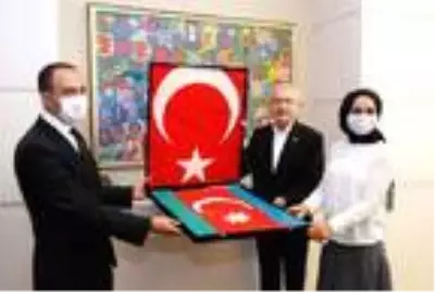 Kılıçdaroğlu, Milliyetçi İmam Hatipliler Derneği Üyeleri ile görüştü Kılıçdaroğlu, Milliyetçi İmam Hatipliler Derneği Üyeleri ile görüştü