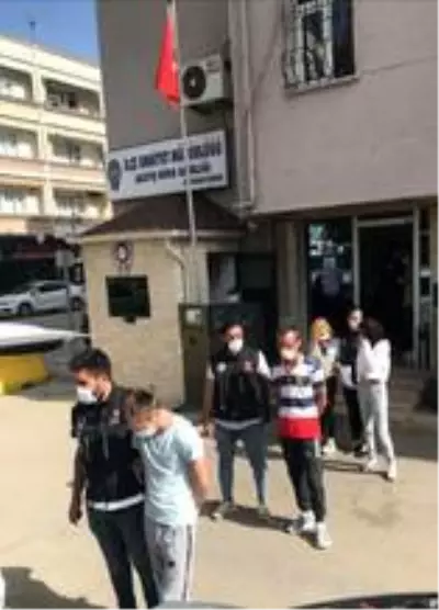 Mustafakemalpaşa'da narkotik operasyonu Mustafakemalpaşa'da narkotik operasyonu