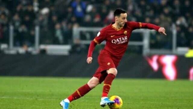 Nikola Kalinic kimdir? Nikola Kalinic kaç yaşında? Nikola Kalinic kulüp kariyeri nedir? Nikola Kalinic eşi kimdir?