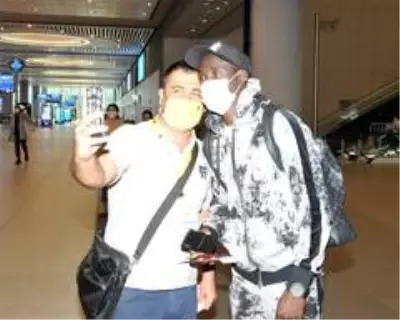Papiss Cisse, İstanbul'a geldi Papiss Cisse, İstanbul'a geldi