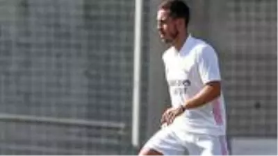 Real Madrid'de Eden Hazard 4 hafta sahalardan uzak kalacak Real Madrid'de Eden Hazard 4 hafta sahalardan uzak kalacak
