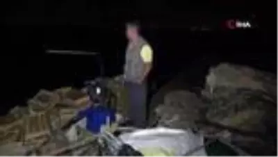 Samsun'da fırtınada balıkçı kayığı battı: 1 ölü Samsun'da fırtınada balıkçı kayığı battı: 1 ölü