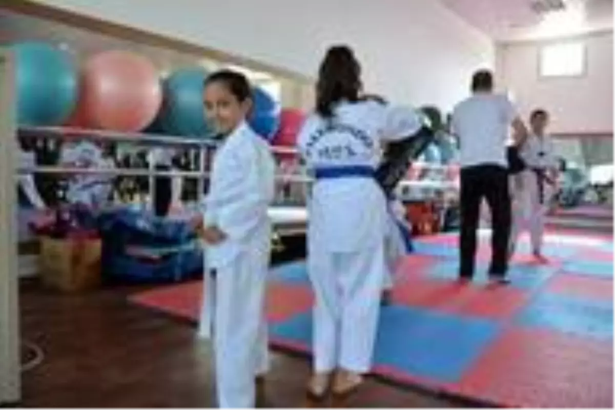 Yunusemreli tekvandocular yeni sezonu sabırsızlıkla bekliyor