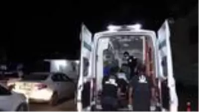Adana'da bıçak yaralama Adana'da bıçak yaralama