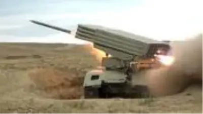Azerbaycan Ermenistan'a ait 200 tank ve 30 hava savunma sistemini imha etti Azerbaycan Ermenistan'a ait 200 tank ve 30 hava savunma sistemini imha etti