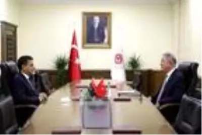 Milli Savunma Bakanı Akar, Libya Savunma Bakanı Selahaddin Namroush ile görüştü Milli Savunma Bakanı Akar, Libya Savunma Bakanı Selahaddin Namroush ile görüştü