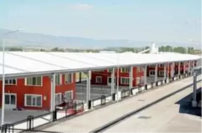 Başkan Cabbar: 'Develimize galericiler sitesi hayırlı olsun' Başkan Cabbar: 'Develimize galericiler sitesi hayırlı olsun'