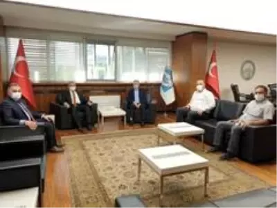 Başkan Cabbar: 'Develimize galericiler sitesi hayırlı olsun' Başkan Cabbar: 'Develimize galericiler sitesi hayırlı olsun'