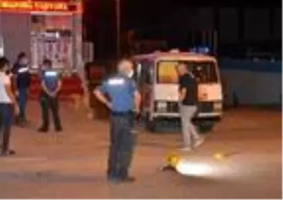 Beraber tantuni yemeye geldiği kişi tarafından vuruldu Beraber tantuni yemeye geldiği kişi tarafından vuruldu