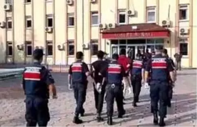 Son Dakika: Drone destekli operasyonda yakalanan 4 hırsız tutuklandı Son Dakika: Drone destekli operasyonda yakalanan 4 hırsız tutuklandı