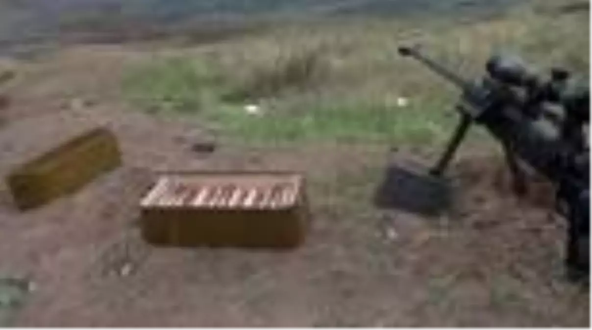 Ermenistan ordusuna ait ele geçirilen silah, mühimmat ve araçlar görüntülendi