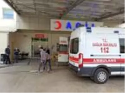 Arkadaşlık teklifini reddeden kasiyer kadını çalıştığı markette vurup, ardından intihar girişiminde bulundu Arkadaşlık teklifini reddeden kasiyer kadını çalıştığı markette vurup, ardından intihar girişiminde bulundu