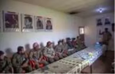 İşgal altındaki Karabağ'da Ermenistan-PKK/YPG iş birliğinin görüntüleri ortaya çıktı İşgal altındaki Karabağ'da Ermenistan-PKK/YPG iş birliğinin görüntüleri ortaya çıktı
