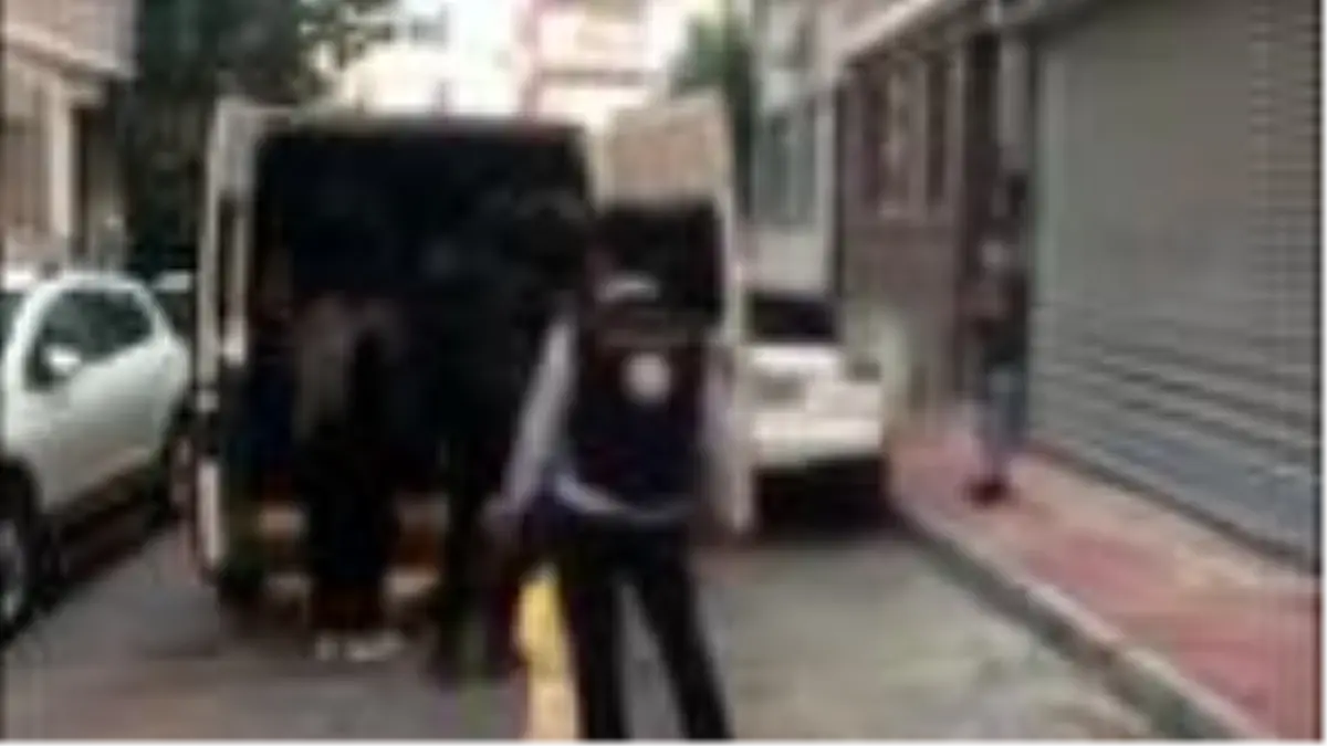 Son dakika gündem: İstanbul'daki göçmen kaçakçılığı operasyonu kamerada