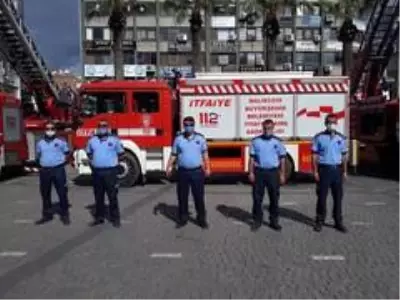 İtfaiye kurtarma ekibinin ip gösterisi nefesleri kesti İtfaiye kurtarma ekibinin ip gösterisi nefesleri kesti
