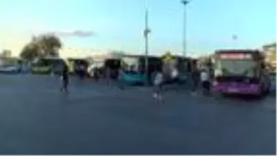 Kadıköy'de İETT otobüsündeki darp iddası; Kadın yaşadıklarını anlattı Kadıköy'de İETT otobüsündeki darp iddası; Kadın yaşadıklarını anlattı