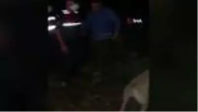Ormanda kaybolan zihinsel engelli vatandaş ağaca sarılı şekilde uyurken bulundu Ormanda kaybolan zihinsel engelli vatandaş ağaca sarılı şekilde uyurken bulundu
