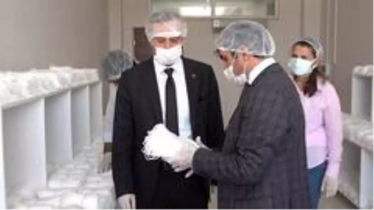 Son dakika haberi: Sağlık Bakanlığı için 100 milyon maske üretildi